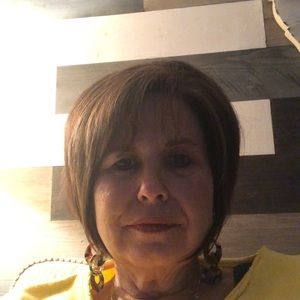 Meet your Posher, Brenda